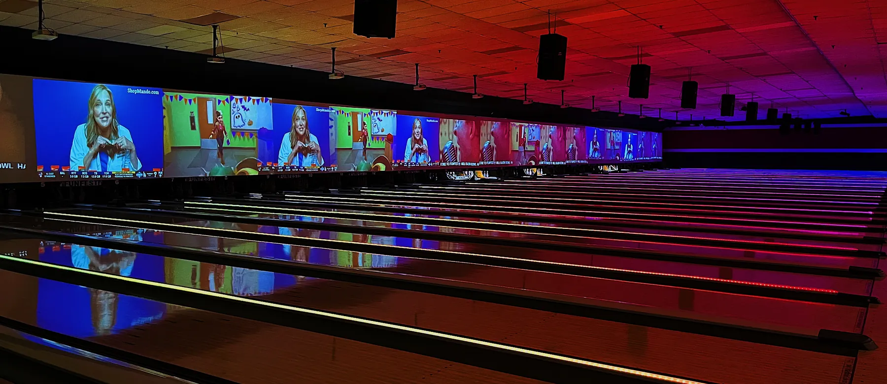 Funfest bowling alley and bar